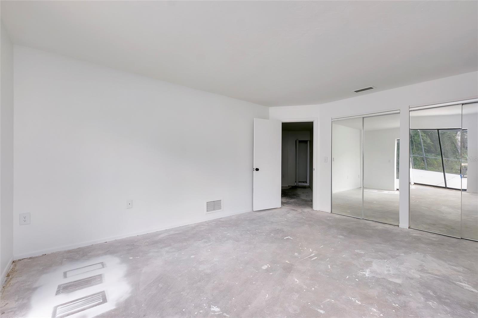 4689 HIDDEN RIVER RD