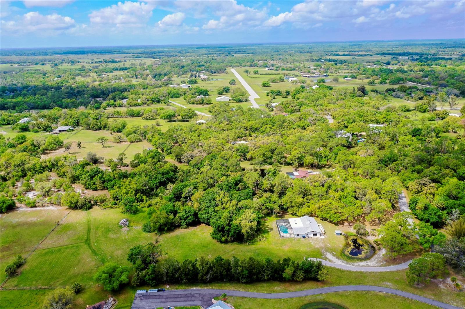 4689 HIDDEN RIVER RD