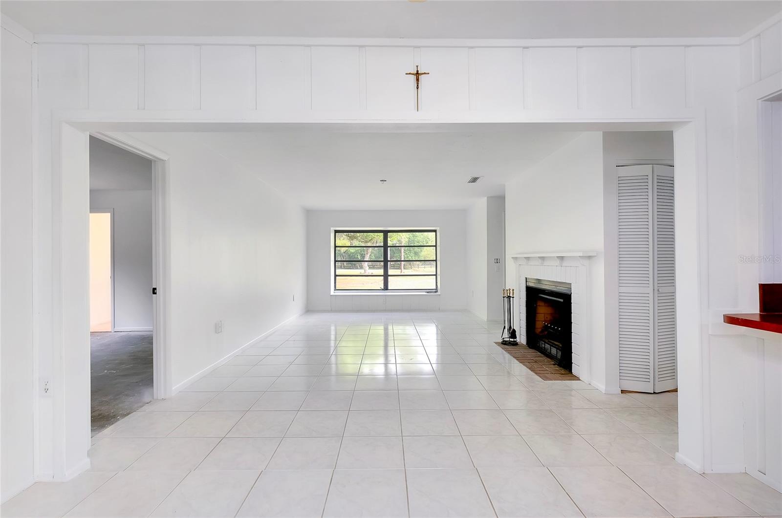 4689 HIDDEN RIVER RD