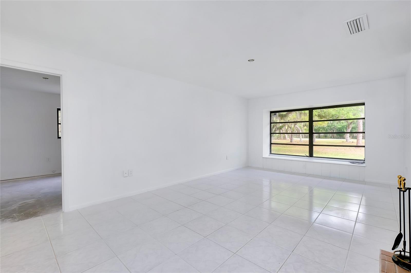 4689 HIDDEN RIVER RD