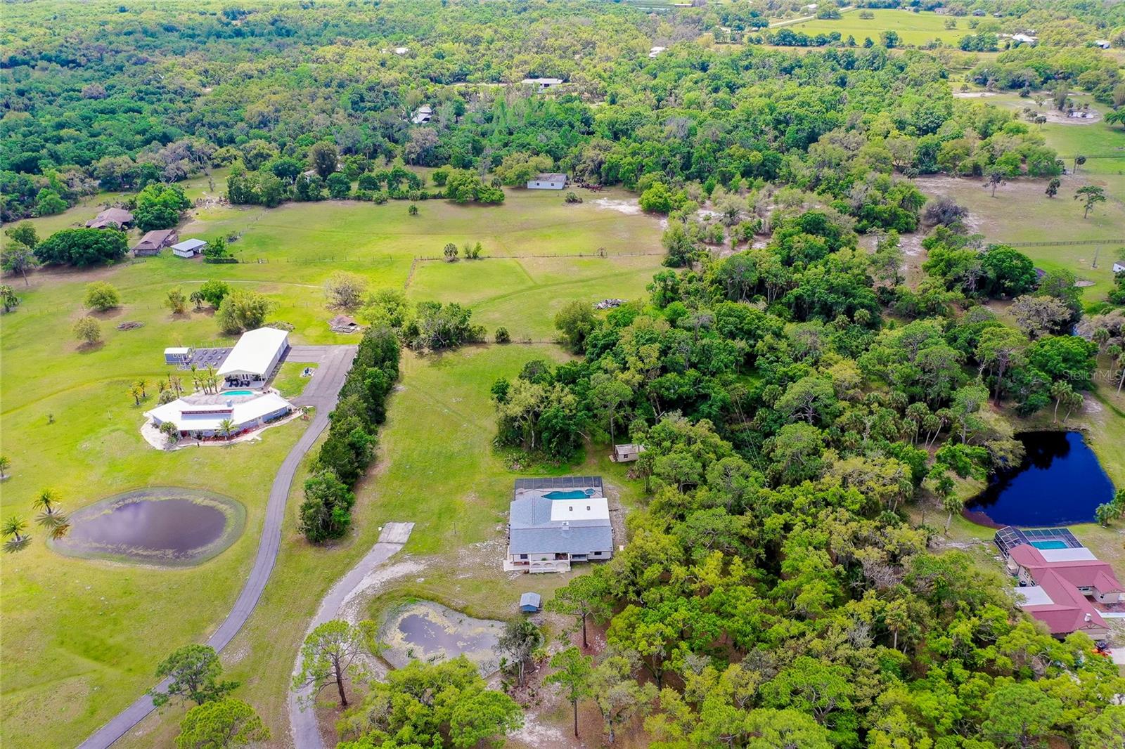 4689 HIDDEN RIVER RD