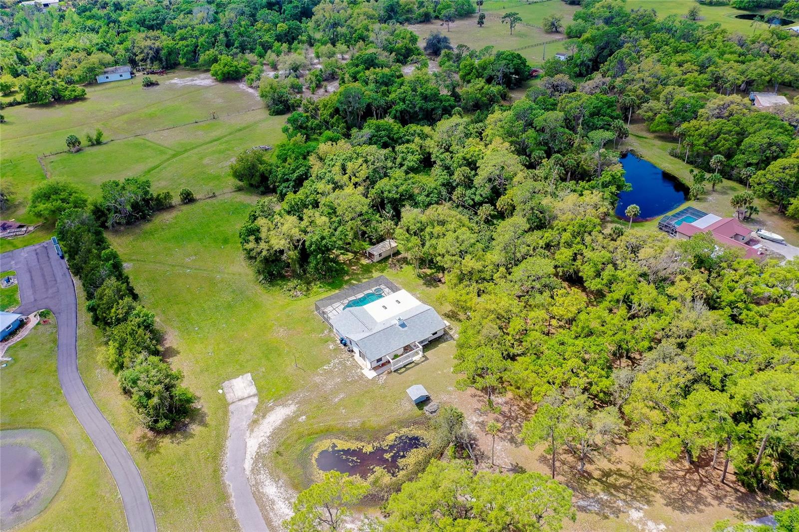 4689 HIDDEN RIVER RD