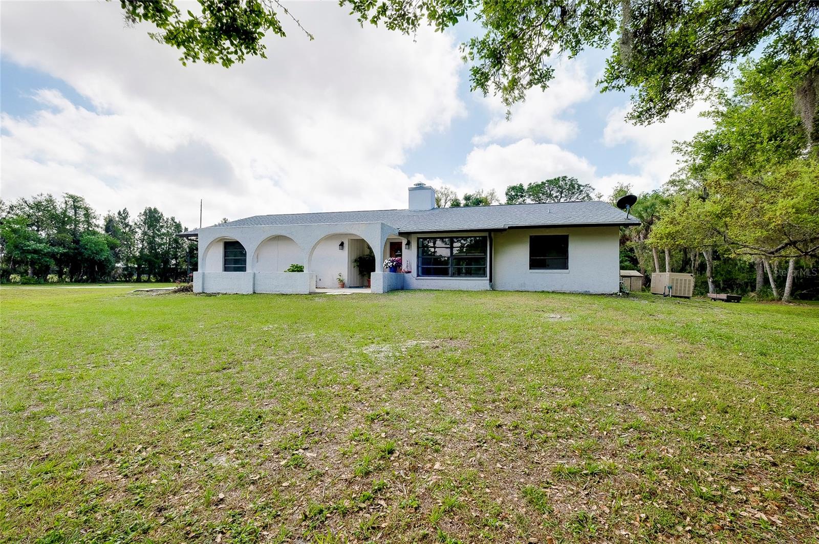 4689 HIDDEN RIVER RD