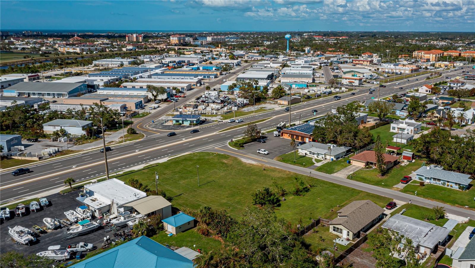 601 US HIGHWAY 41 BYP S