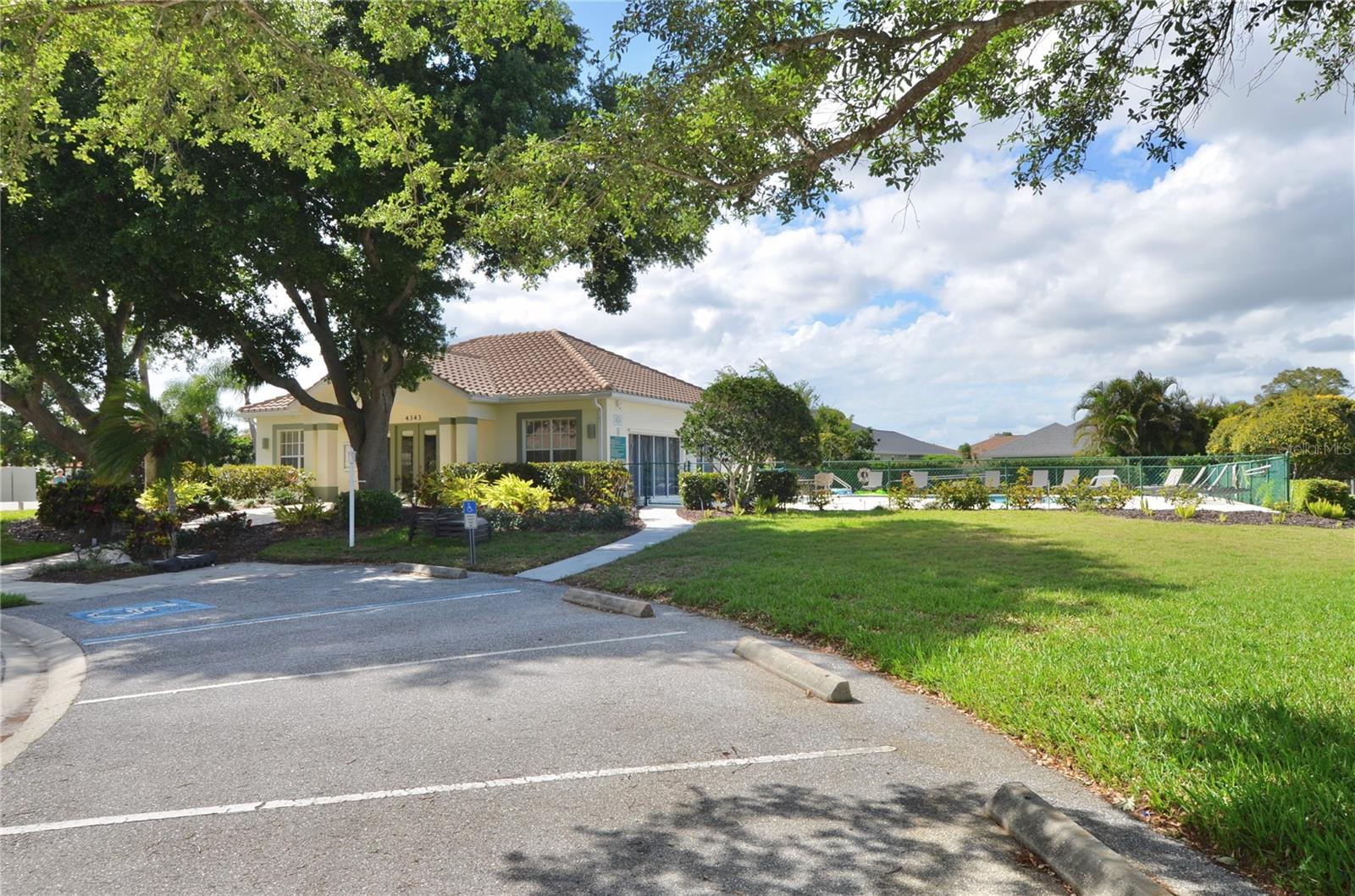 5084 WINTER ROSE WAY