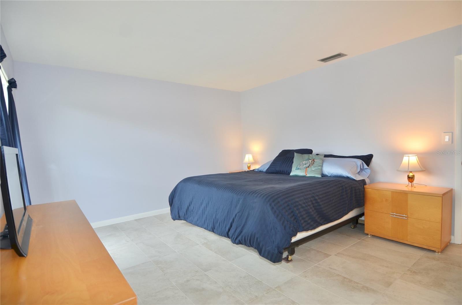 2321 SANDLEWOOD DR