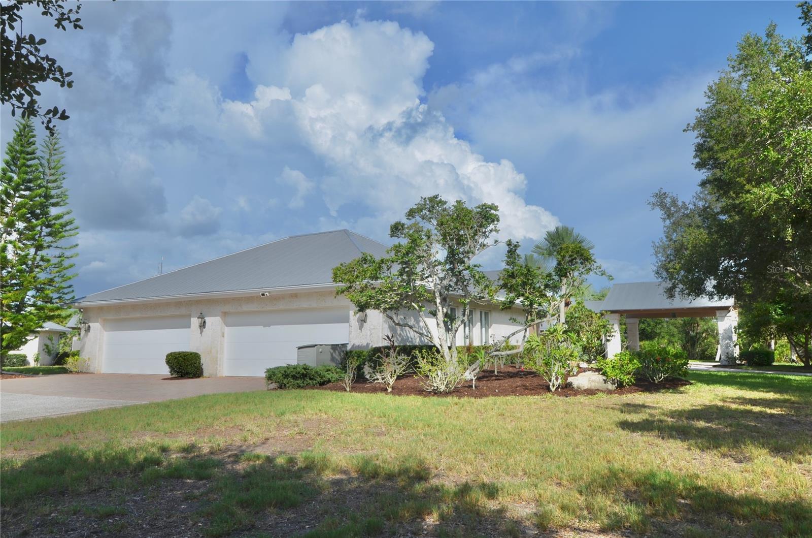 630 N RIVER RD