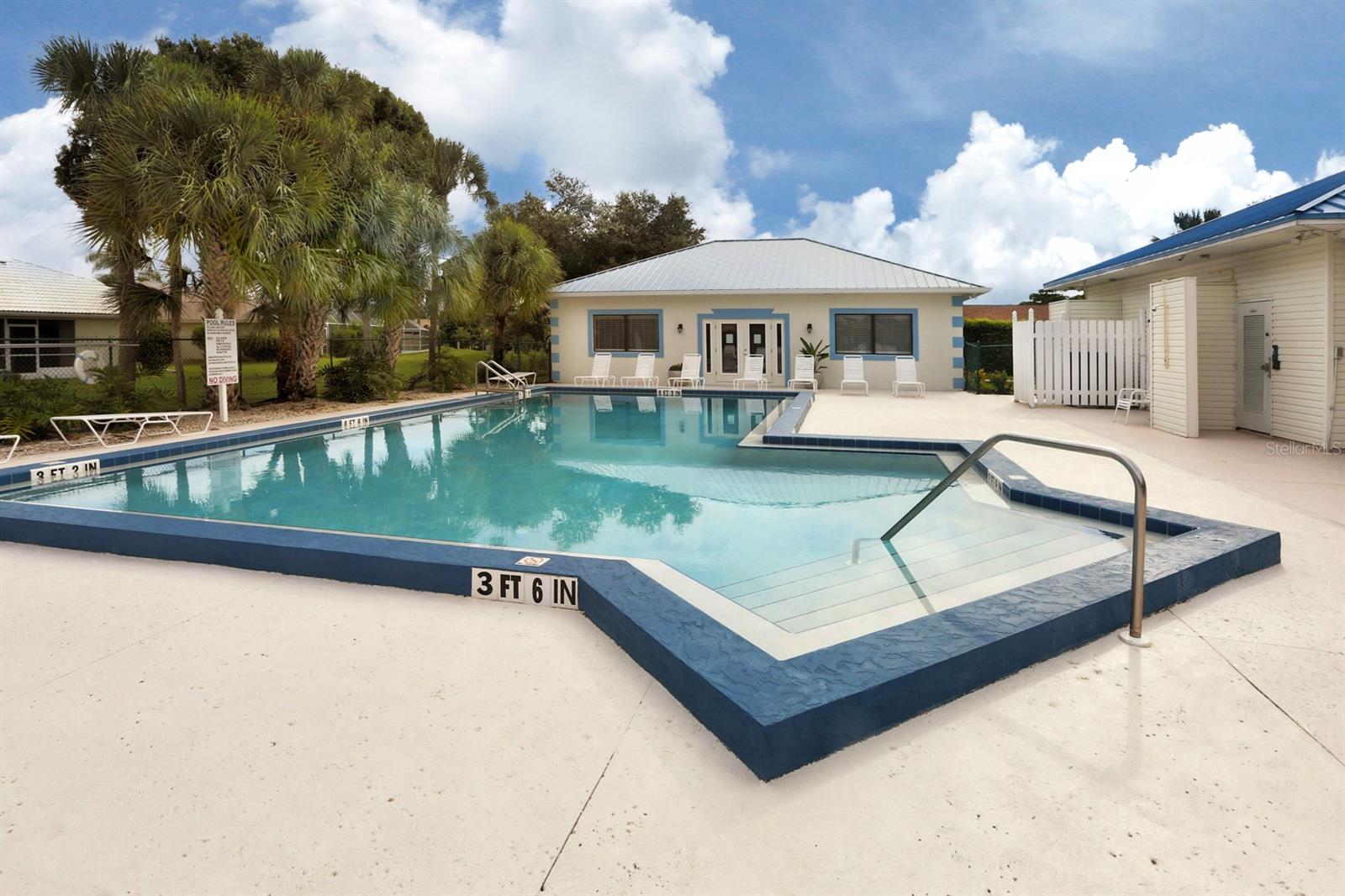 3286 MEADOW RUN CIR
