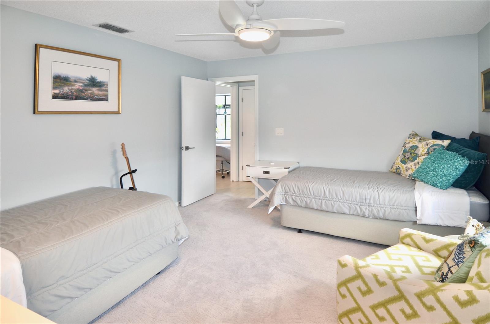 3286 MEADOW RUN CIR