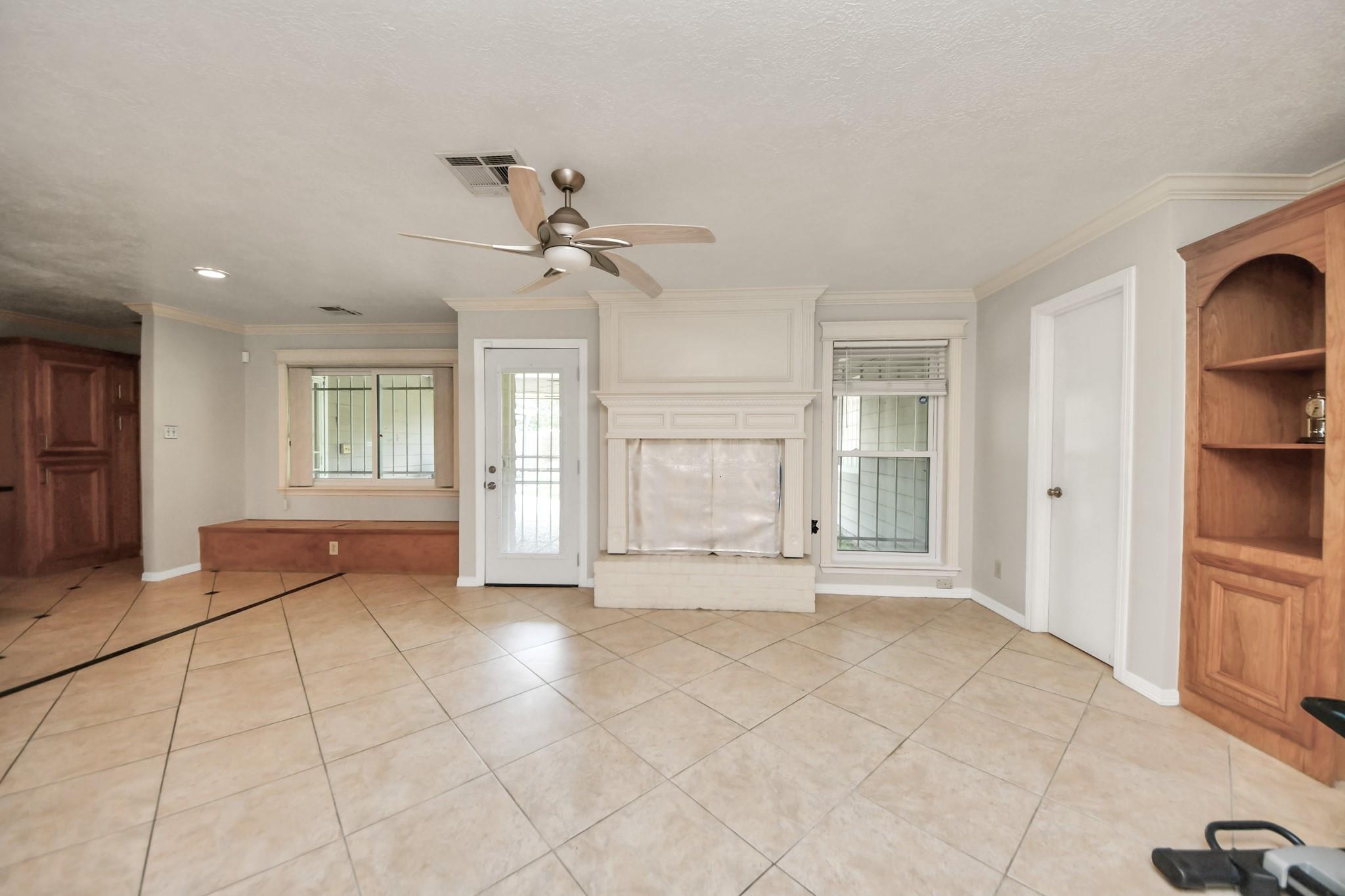 346 Ballantrae Lane