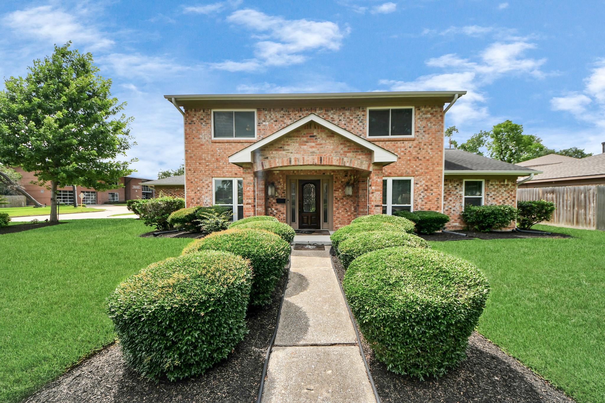 346 Ballantrae Lane