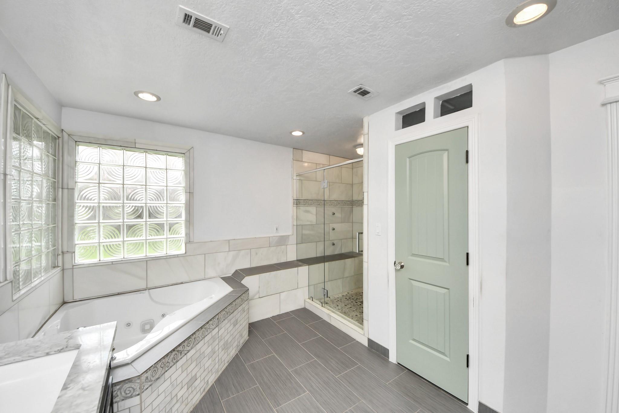 346 Ballantrae Lane