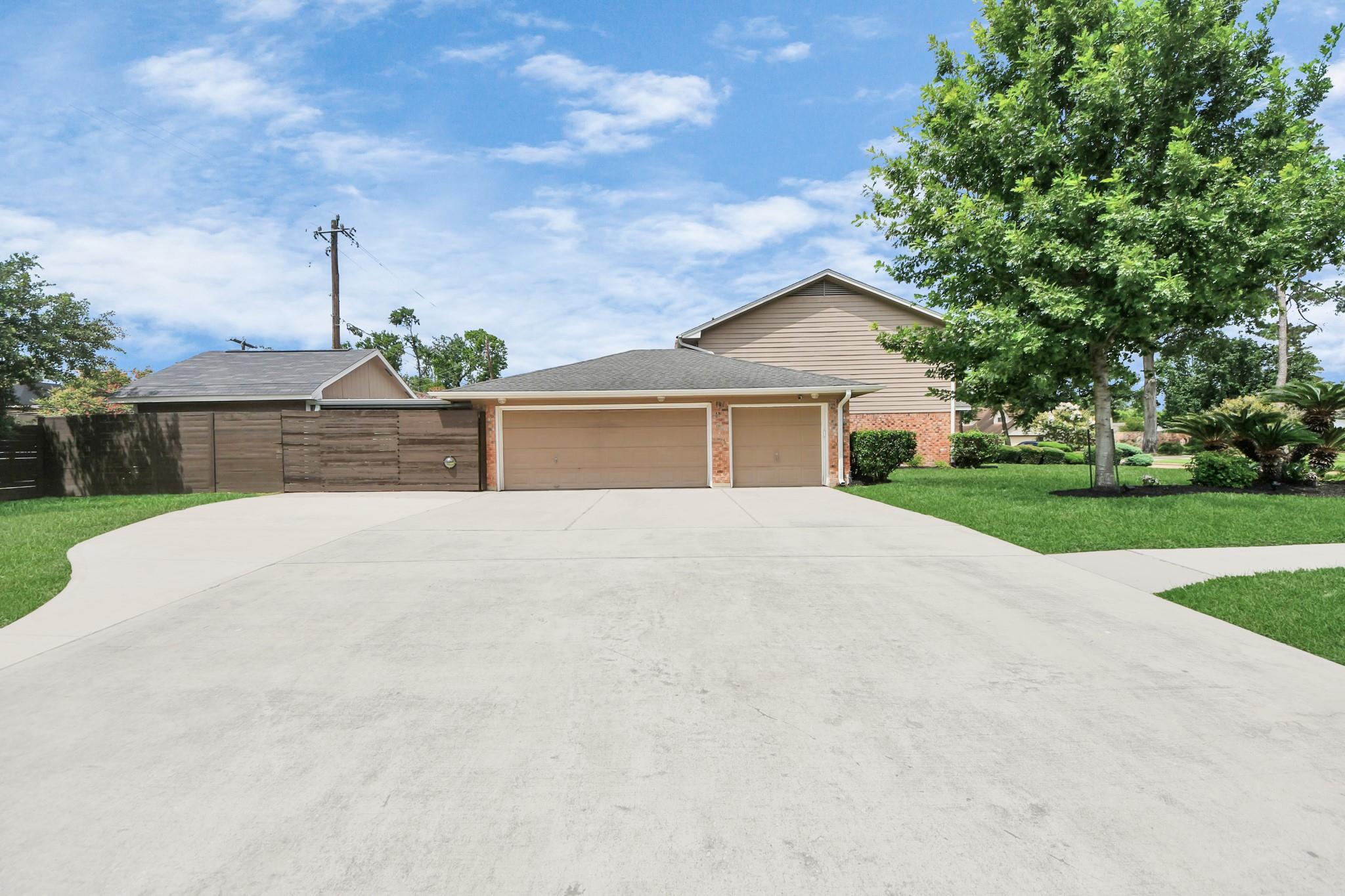 346 Ballantrae Lane