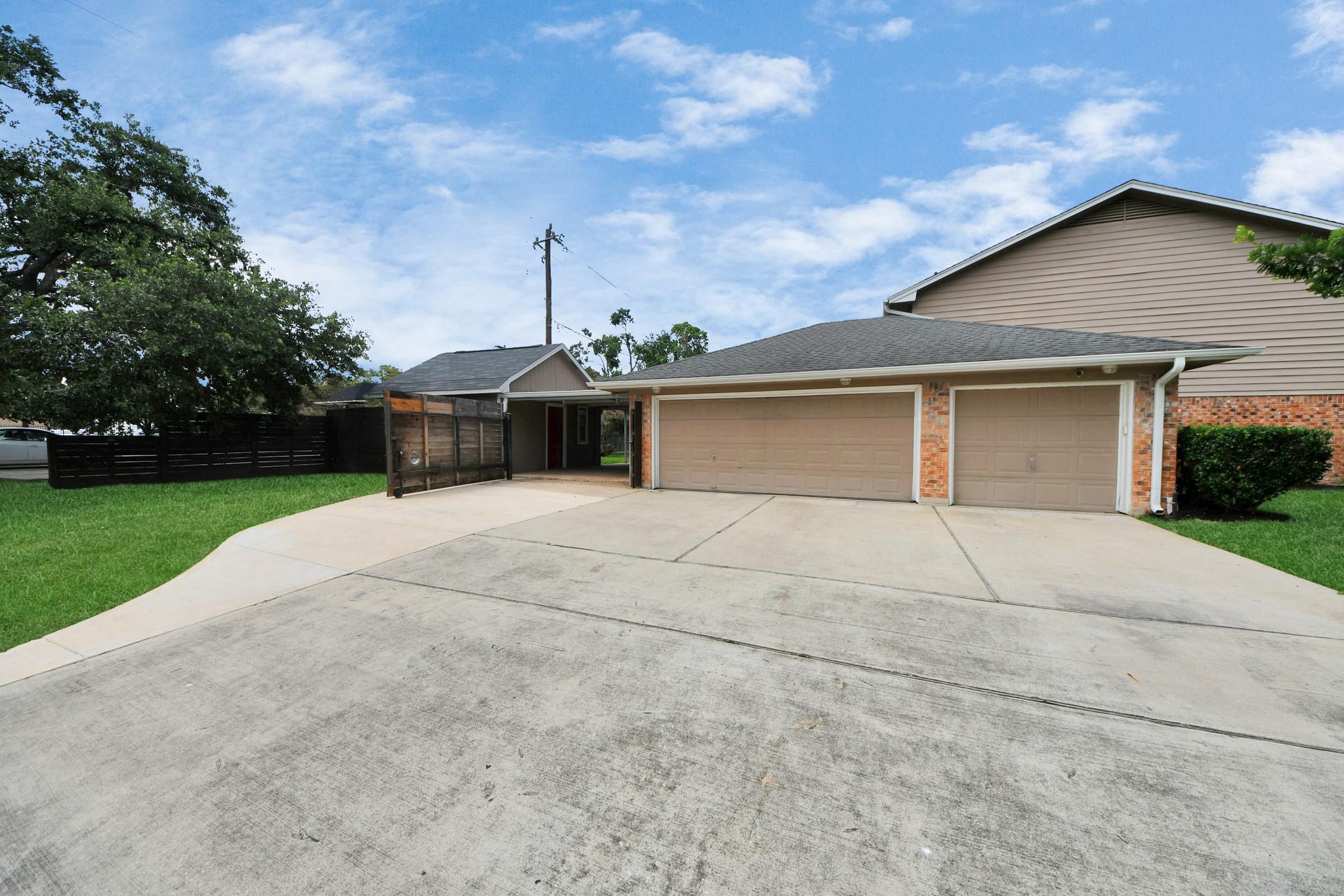 346 Ballantrae Lane