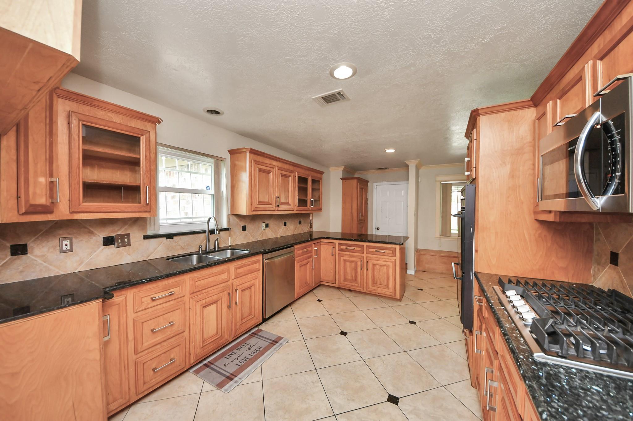 346 Ballantrae Lane