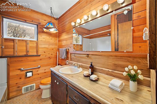 1706 W St Vrain Street