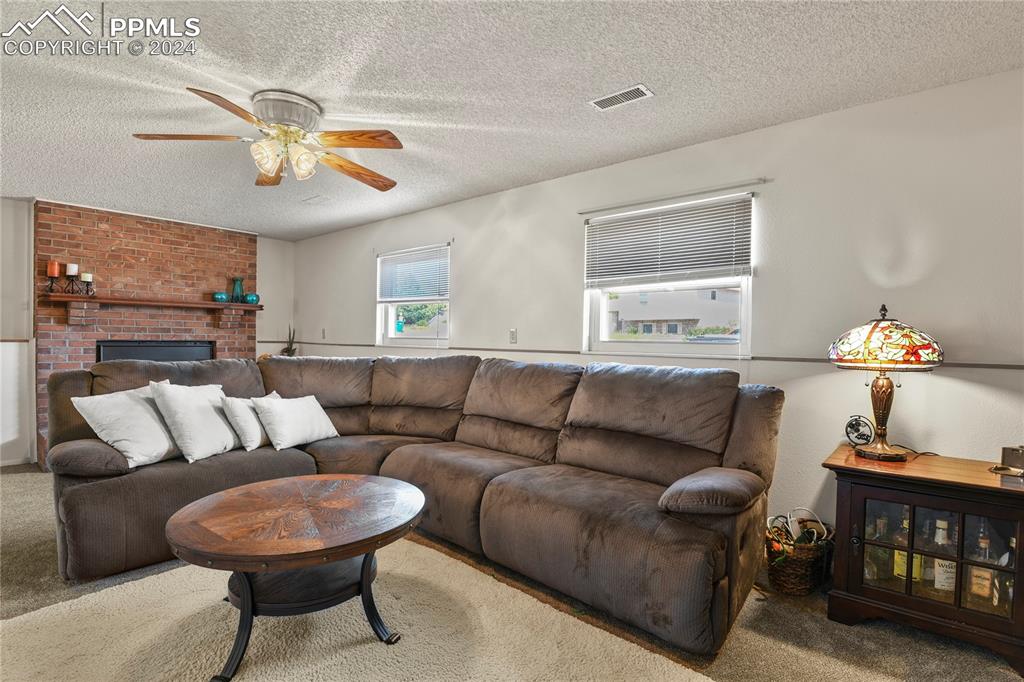 5435 Espano Drive