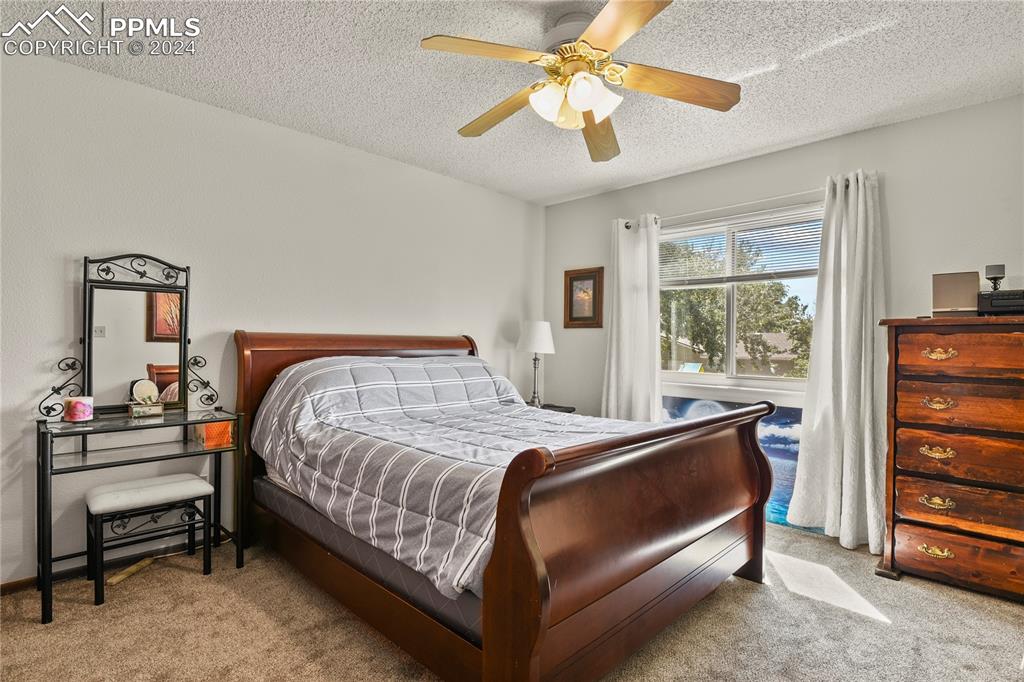 5435 Espano Drive