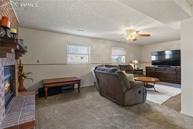 5435 Espano Drive