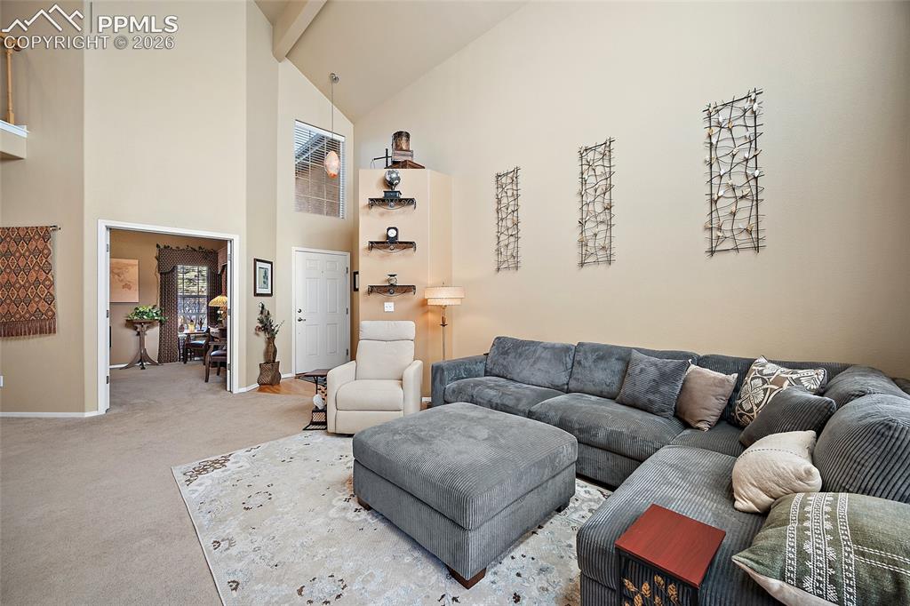 5623 Sonnet Ridge Point