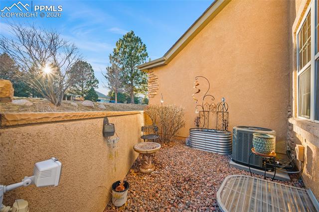 5623 Sonnet Ridge Point