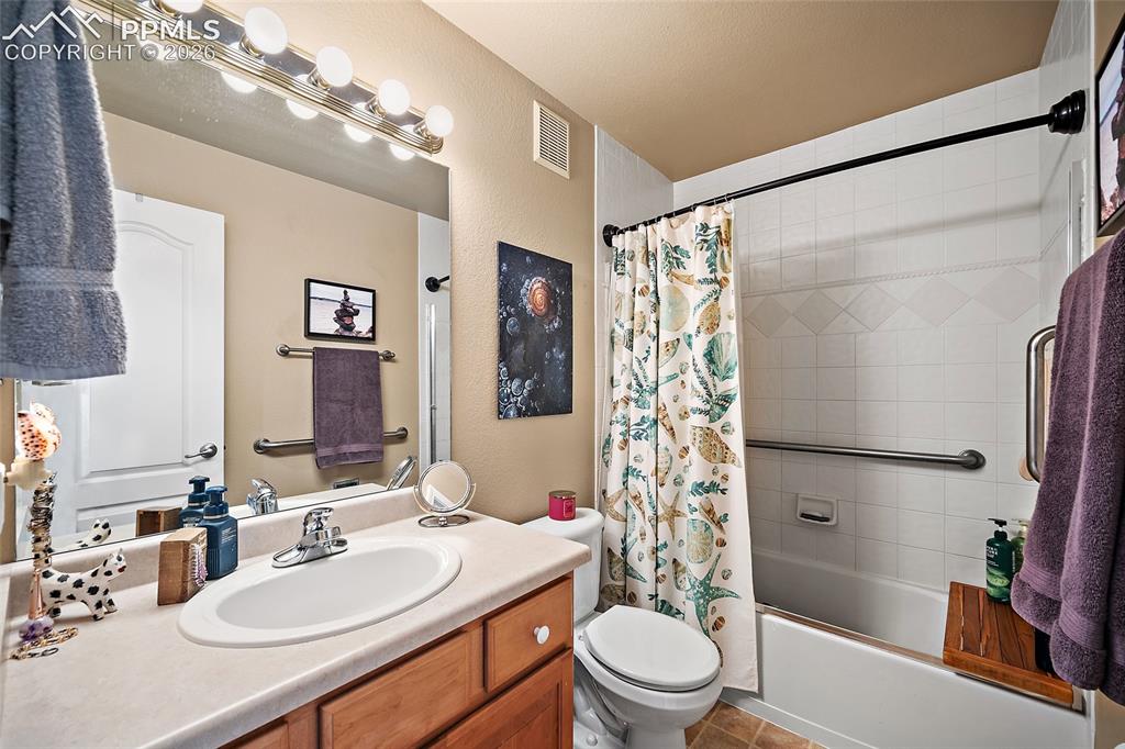 5623 Sonnet Ridge Point