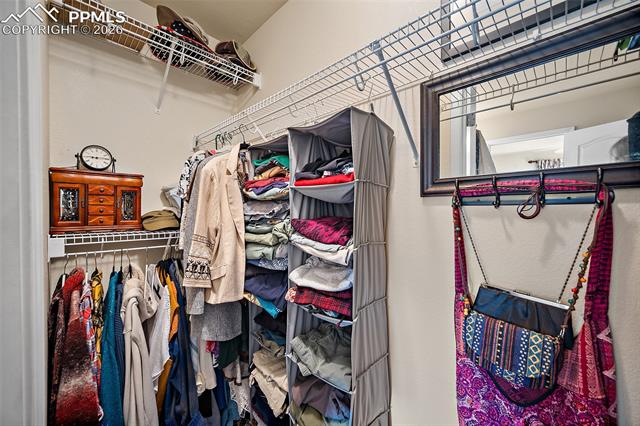 5623 Sonnet Ridge Point