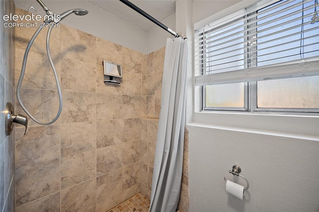 4140 Tulip Way