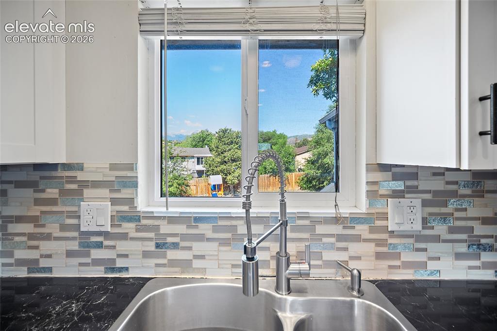 4140 Tulip Way