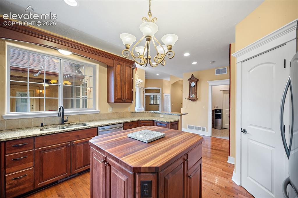 1497 Shady Glen Lane