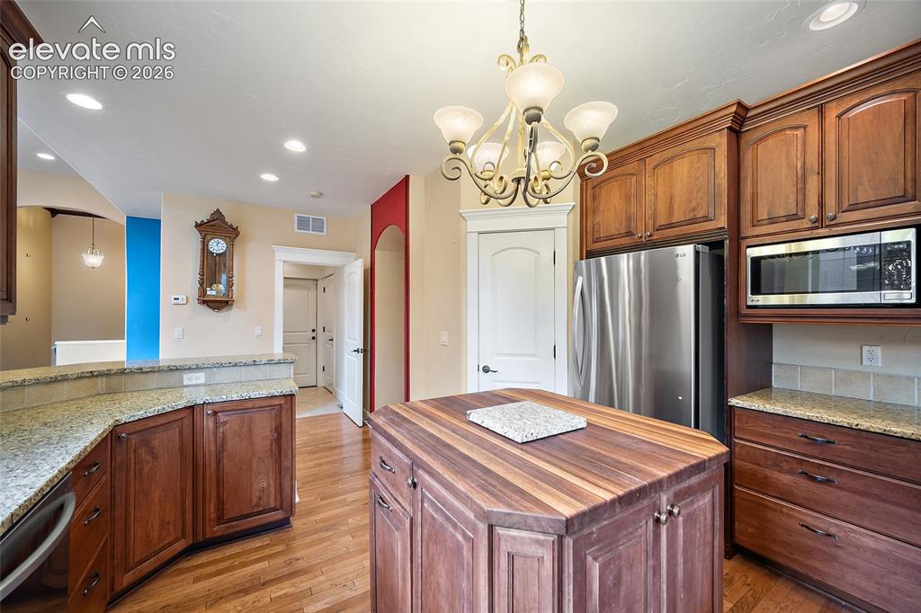 1497 Shady Glen Lane