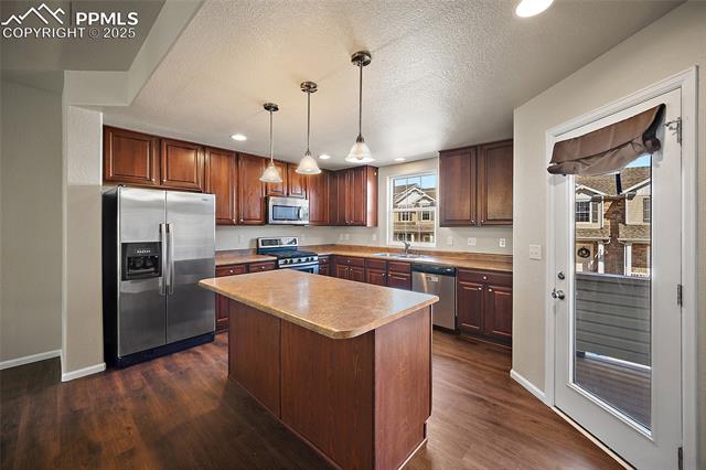 2687 Stonecrop Ridge Grove