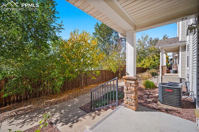 2687 Stonecrop Ridge Grove