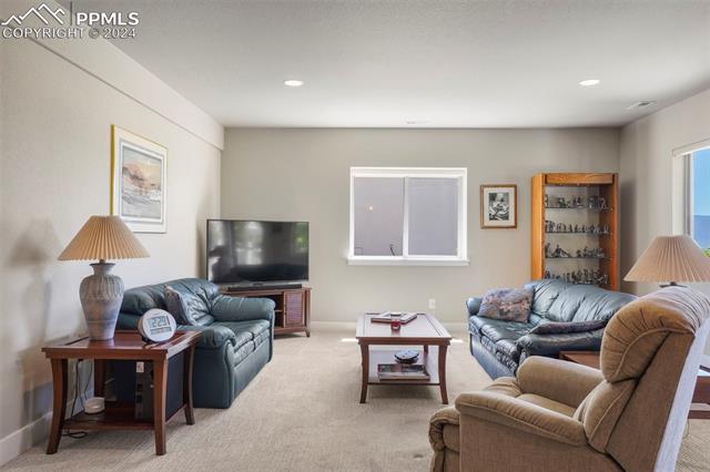 16420 Mountain Glory Drive