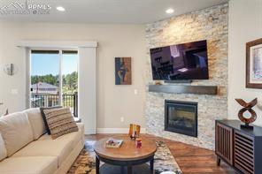 16420 Mountain Glory Drive