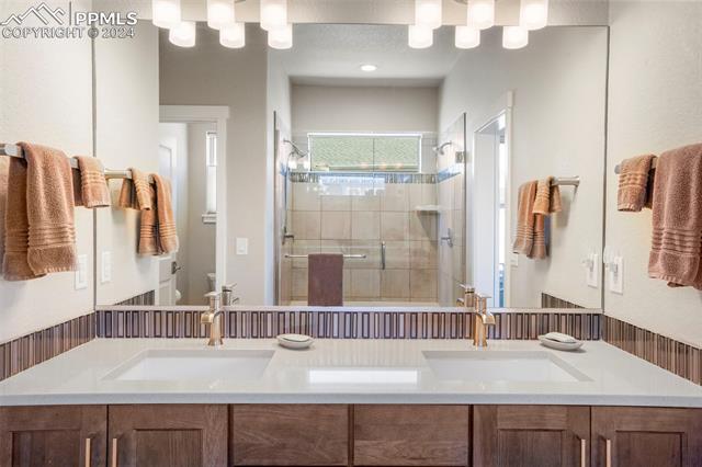 16420 Mountain Glory Drive