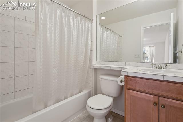 4513 Crow Creek Drive