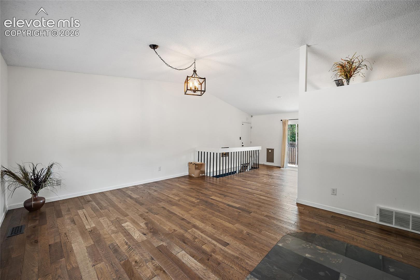 1775 Summernight Terrace