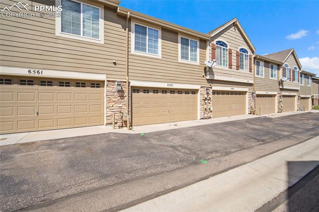 6565 Baytree Grove