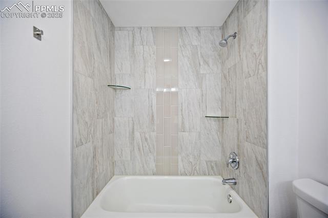 3014 N Moonbeam Circle