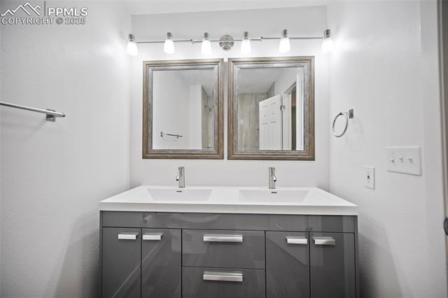 3014 N Moonbeam Circle