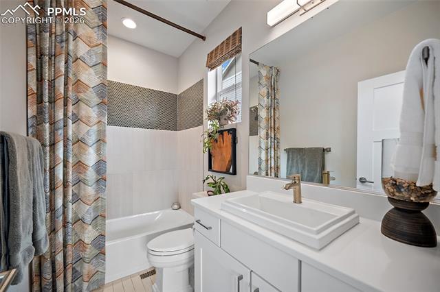 6423 Tumble Creek Drive