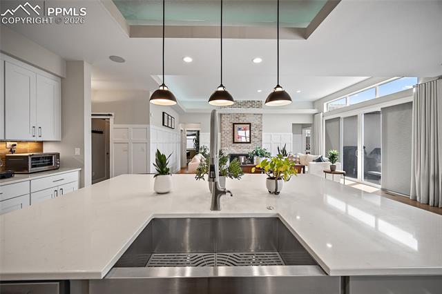 6423 Tumble Creek Drive