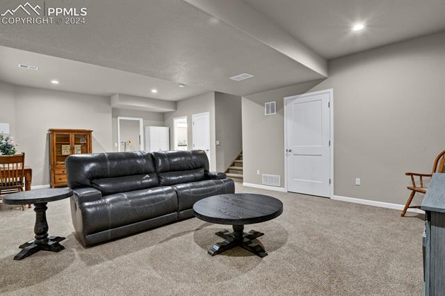 6388 Cubbage Drive