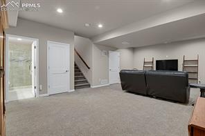 6388 Cubbage Drive