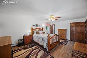 400 Sunnywood Lane