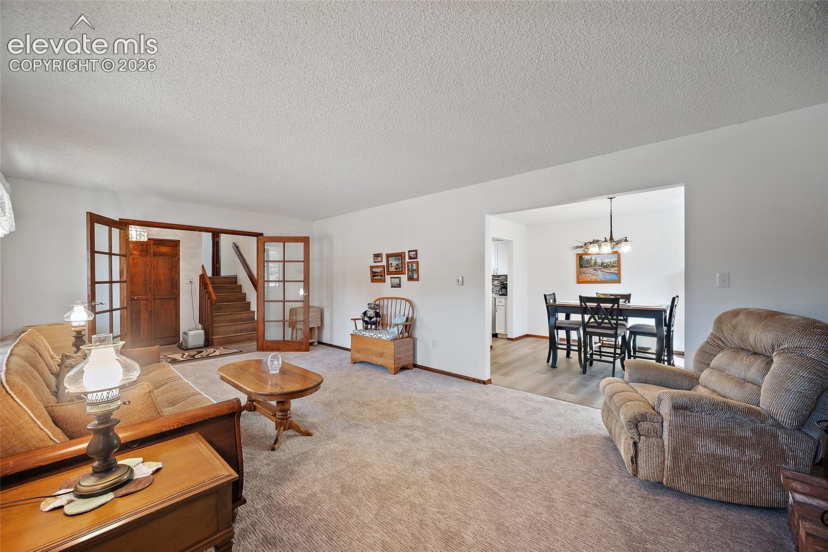 400 Sunnywood Lane