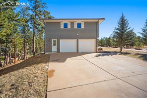 400 Sunnywood Lane