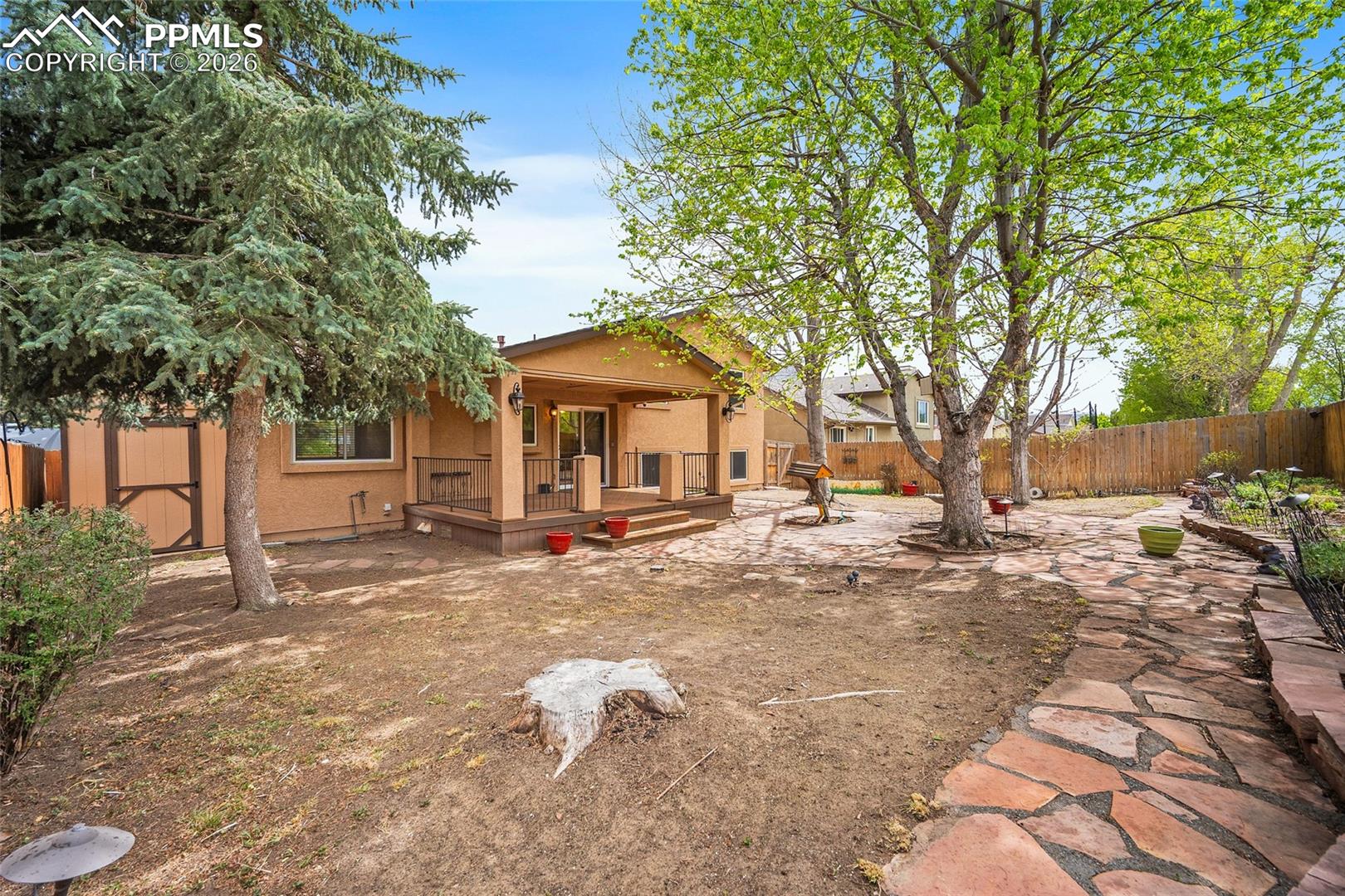 2420 Heatherdale Drive