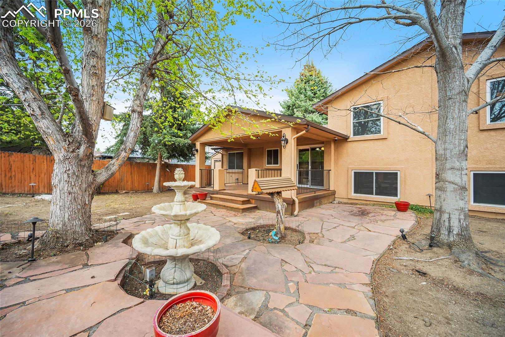 2420 Heatherdale Drive